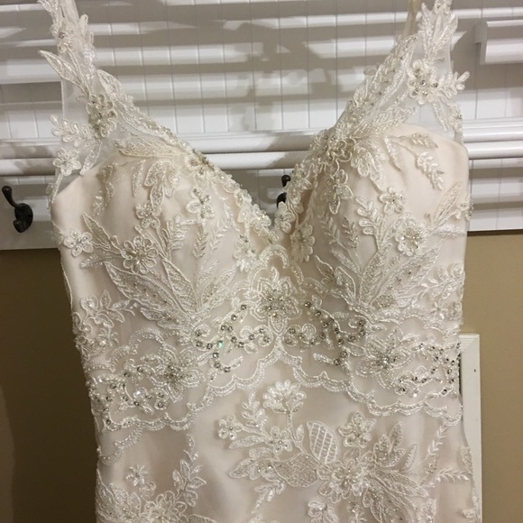 NWT Casa Blanca Wedding Gown - Picture 6 of 7